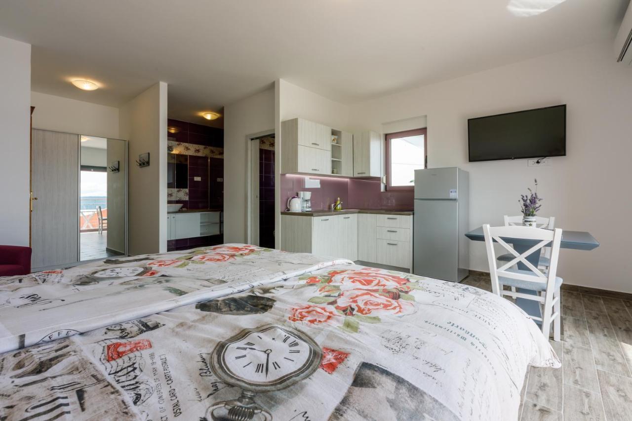 Apartmani Rino Dramalj Kültér fotó