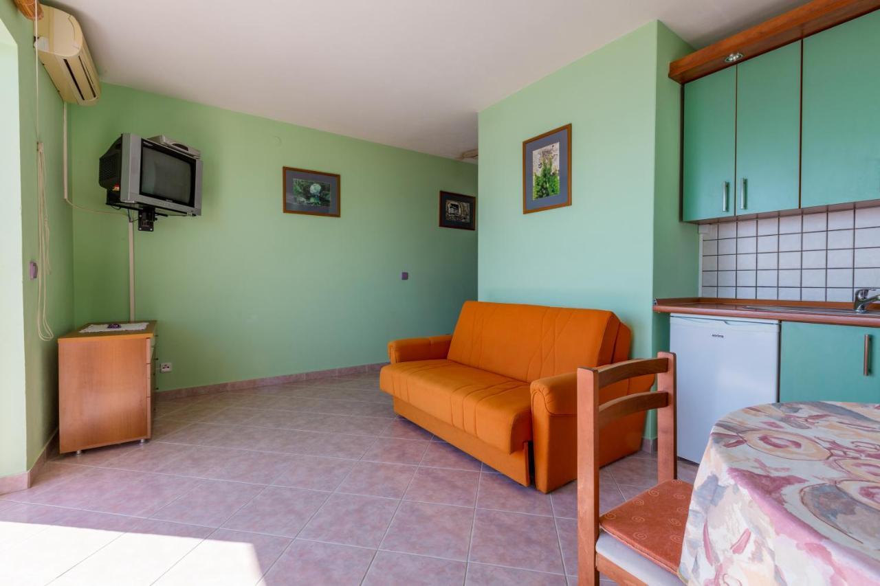 Apartmani Rino Dramalj Kültér fotó